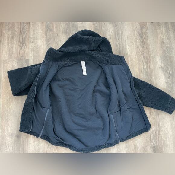 Fabletics Sherpa Jacket Womens medium teddy lotta fleece hooded coat - Picture 3 of 9